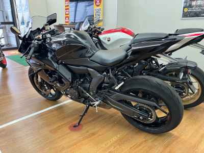 Yamaha YZF-R7 2023