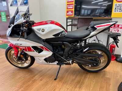 Yamaha YZF-R7 2022
