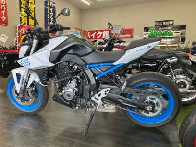 Suzuki GSX-8S 2023