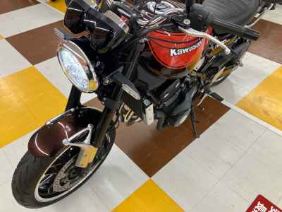 Kawasaki Z900RS 2017