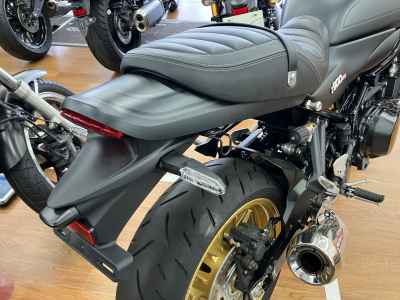 Kawasaki Z900RS SE 2025