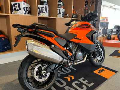 KTM 1290 Super Adventure S 2024