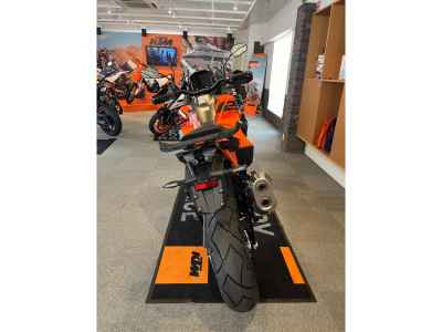 KTM 1290 Super Adventure S 2024