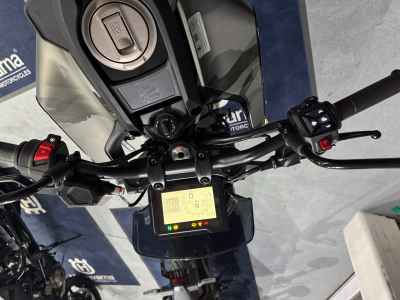 Husqvarna Svartpilen 250 2024