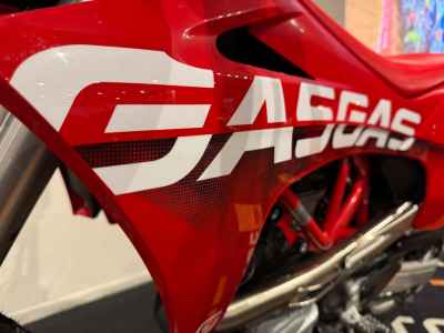 GasGas ES700 2024