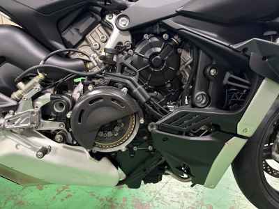 Ducati Streetfighter V4 2023