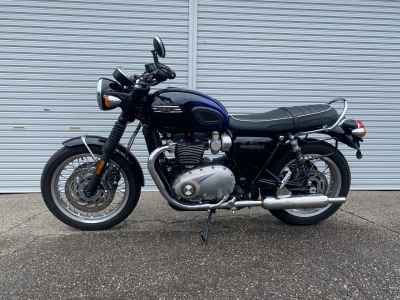 Triumph Bonneville T120 2024