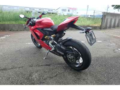 Ducati Panigale V2 2023