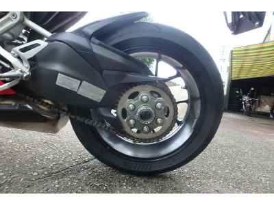 Ducati Panigale V2 2023