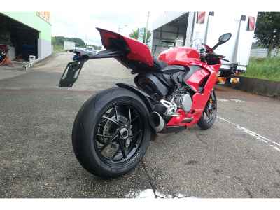 Ducati Panigale V2 2023