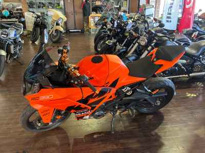 KTM RC 390 2023