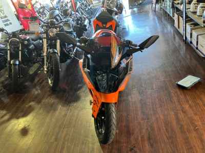 KTM RC 390 2023