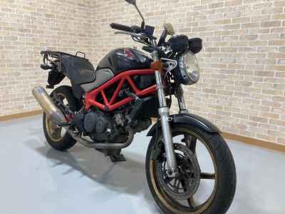 Honda VTR250 2011