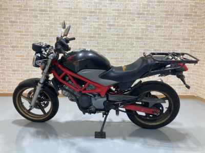 Honda VTR250 2011