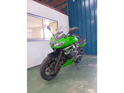 Kawasaki Ninja 400R 2011