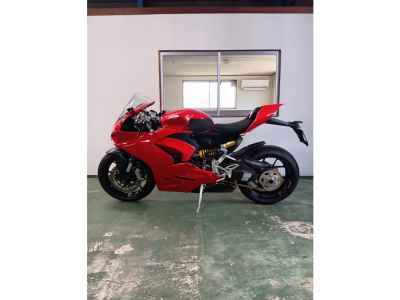 Ducati Panigale V2 2021