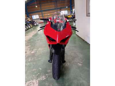 Ducati Panigale V2 2021