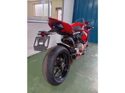 Ducati Panigale V2 2021