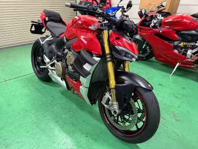 Ducati Streetfighter V4S 2021