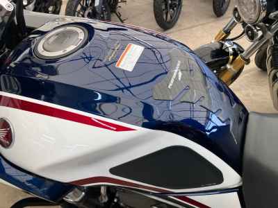 Honda CB1300 Super Boldor 2021
