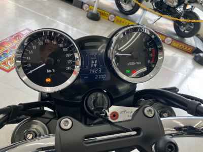 Kawasaki Z900RS 2025