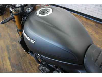 Kawasaki Z900RS SE 2025