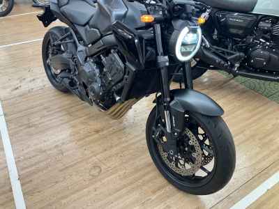Honda CB650R 2023