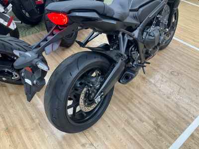 Honda CB650R 2023