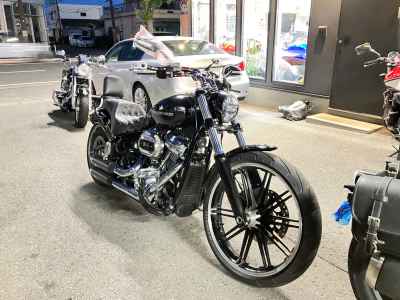 Harley-Davidson Breakout FXBRS1870 2022