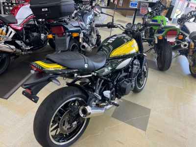 Kawasaki Z900RS 2023