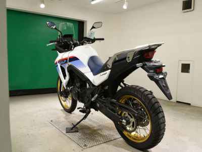 Honda Transalp 750 2024