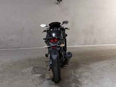 Honda CBR250R