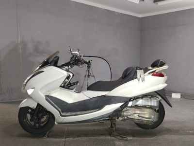 Yamaha Majesty 250