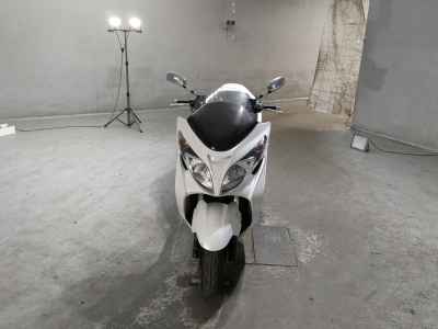 Suzuki Skywave 250S