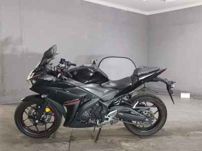 Yamaha YZF-R25
