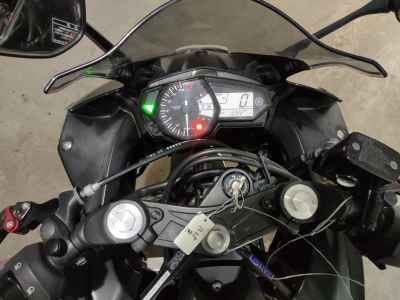 Yamaha YZF-R25