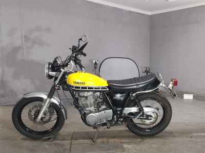 Yamaha SR400 2016