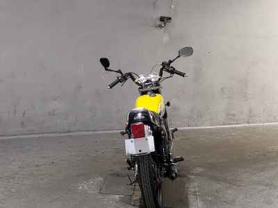 Yamaha SR400 2016
