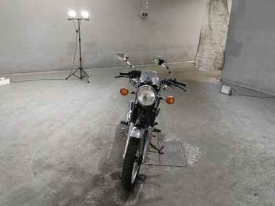 Yamaha SR400 2020