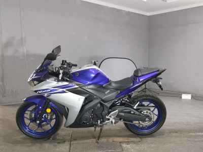 Yamaha YZF-R25 2016