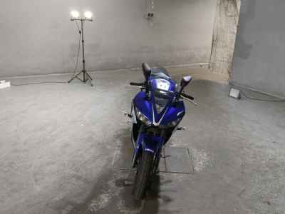 Yamaha YZF-R25 2016