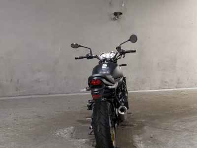 Kawasaki Z900RS SE 2024