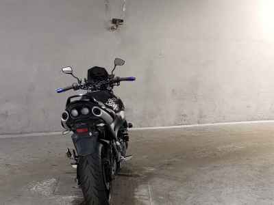 Suzuki GSR400 2013