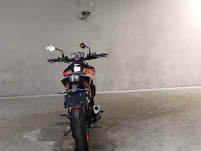 KTM 390 Duke 2021