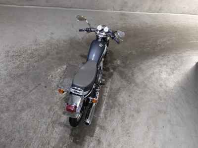 Yamaha SR400 2021