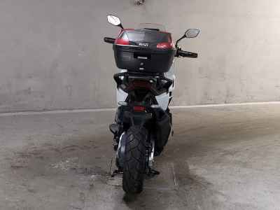 Honda X-Adv 750 2025
