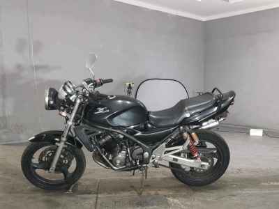 Kawasaki Balius ZR250
