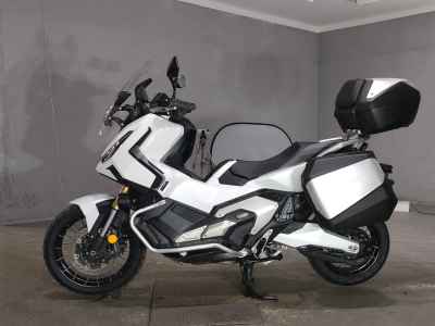 Honda X-Adv 750 2025