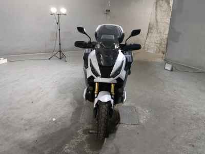 Honda X-Adv 750 2025