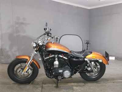 Harley-Davidson Sportster Custom XL1200C 2014